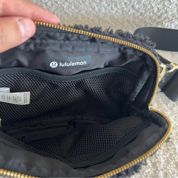 Lululemon Everywhere Fleece Black Belt‎ Bag Gold Hardware Purse
